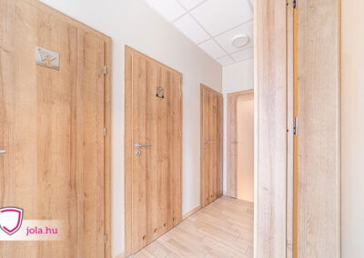 Beltéri ajtók és padlóburkolat Hódmezővásárhelyen