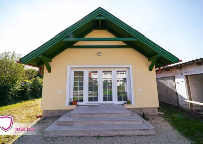 Gealan S8000 üvegfal és teraszajtó Pápán, klasszikus kivitelben