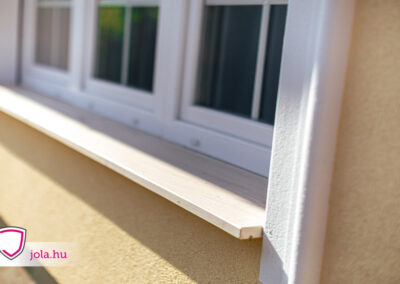 Gealan S8000 ablak párkány részlete Star Ceres 2 panellel, Pápán