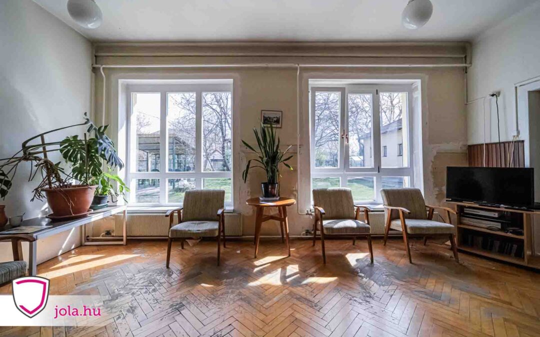 Fehérre festett fa nyílászárók – budapesti munkánk