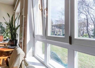 Festett fa nyílászárók Rákospalotán, Cogito Alapítvány munkálatai