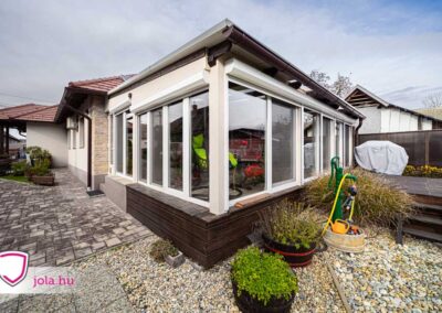 Őcsényi ház ablakainak és tolóajtajának cseréje JOLA Szekszárdtól