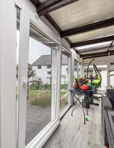 Őcsényi üvegezett terasz új nyílászárói, JOLA Szekszárdtól