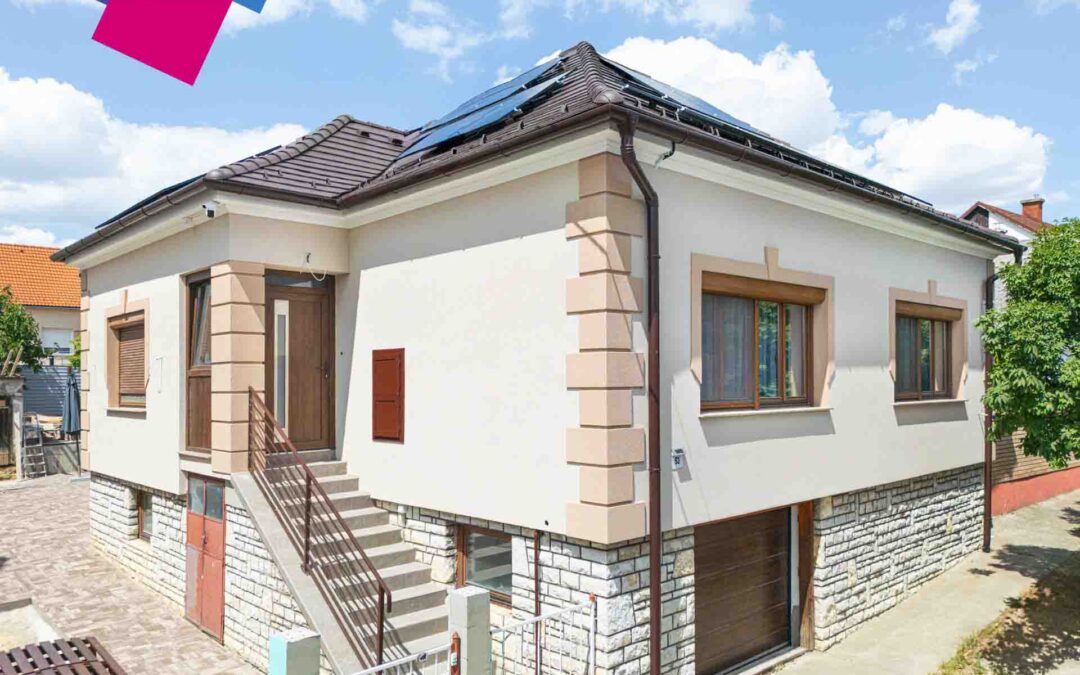 Bejárati ajtó IN23 panel, toló-bukó erkélyajtó – paksi munkánk