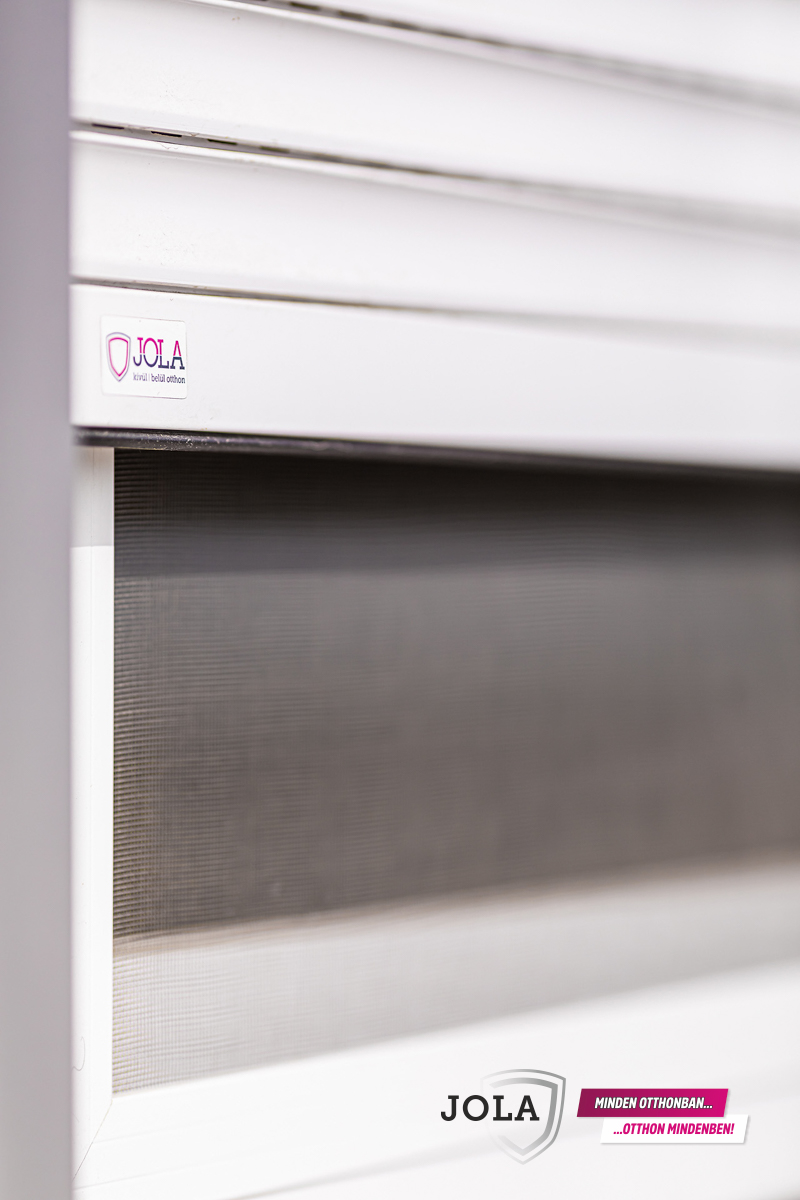 Redőnyelőkészítés műanyag ablak