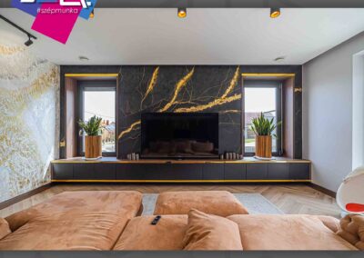 Antracit ablakok és emelő-toló erkélyajtó Paks, otthonos nappali referencia