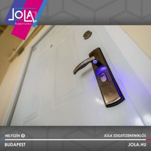 Fehér HiSec acél ajtó kilincs LED világítással, Budapest