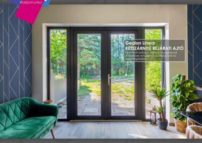 Gealan Linear kétszárnyú bejárati ajtó oldalsó világítókkal, Sopron